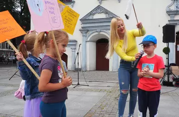 Masz Głos w Chełmnie. Happening przed ratuszem [fot. Agnieszka Waszkiewicz]