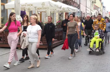 Masz Głos w Chełmnie. Happening przed ratuszem [fot. Agnieszka Waszkiewicz]