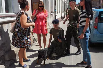 Akcja znakowania psich odchodów na ulicach Chełmna