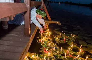 Pierwszy dzień Wibracji Letniego Przesilenia upłynął nad Jeziorem Starogrodzkim w Chełmnie/ Pitrex