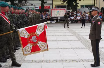 Uroczystości wojskowe na rynku w Chełmnie/ AW