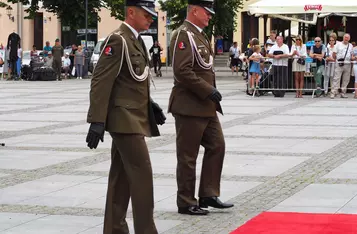 Uroczystości wojskowe na rynku w Chełmnie/ AW