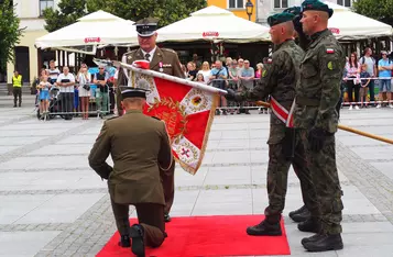 Uroczystości wojskowe na rynku w Chełmnie/ AW