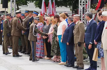 Uroczystości wojskowe na rynku w Chełmnie/ AW