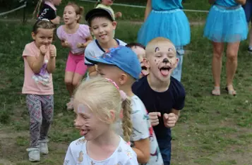 Piknik Rodzinny w przedszkolu w Trzebczu Szlacheckim/ fot. Jakub Beszczyński