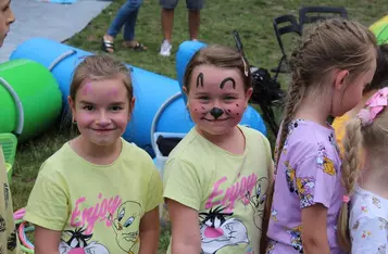 Piknik Rodzinny w przedszkolu w Trzebczu Szlacheckim/ fot. Jakub Beszczyński