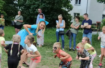 Piknik Rodzinny w przedszkolu w Trzebczu Szlacheckim/ fot. Jakub Beszczyński