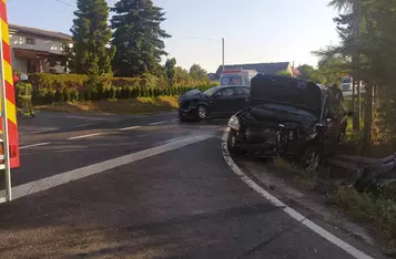 Na drodze krajowej nr 55 w Trzebiełuchu zderzyły się dwa auta/ Fot. KP PSP Chełmno