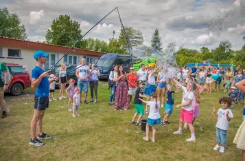 Dzień Kolorów Holi i Festiwal Baniek Mydlanych w Chełmnie/ fot. PITREX