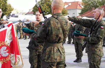 Przysięga wojskowa w Chełmnie/ Fot. AW