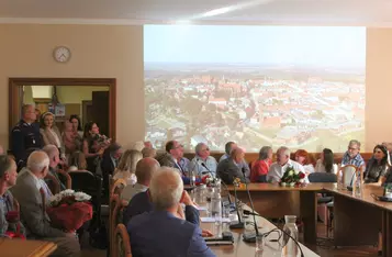 Uroczystość nadania tytułu Zasłużony dla Miasta Chełmna Władysławowi Fliegerowi/FOT. JD