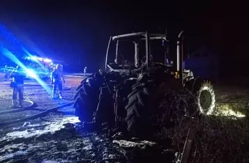 Pożar ciągnika w gminie Unisław/ KP PSP Chełmno