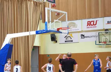 Mecz ŚKK Świecie kontra SKK Basket Włocławek na hali widowiskowo-sportowej w Świeciu/ Fot. AW