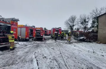 Z pożarem w gminie Papowo Biskupie walczyło 6 zastępów straży pożarnej/ Fot. OSP Papowo Biskupie