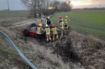 Wypadek na drodze wojewódzkiej nr 550 w gminie Chełmno/ Fot. OSP Bieńkówka