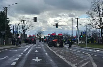 Ogólnopolski strajk rolników. Kilkaset osób protestuje pod Chełmnem/ Fot. Bartosz Kubacki