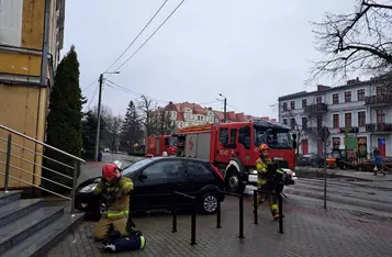 Pełno dymu w kinie Rondo w Chełmnie. Strażacy ćwiczyli na wypadek pożaru/ Fot. KP PSP w Chełmnie