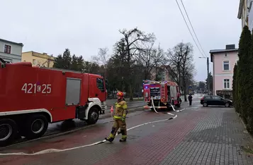 Pełno dymu w kinie Rondo w Chełmnie. Strażacy ćwiczyli na wypadek pożaru/ Fot. KP PSP w Chełmnie