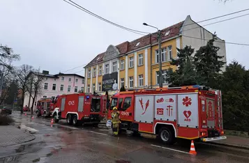 Pełno dymu w kinie Rondo w Chełmnie. Strażacy ćwiczyli na wypadek pożaru/ Fot. KP PSP w Chełmnie