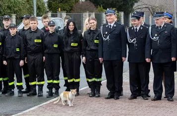 Otwarcie remizy w Unisławiu fot. Mikołaj Kuras dla UMWKP