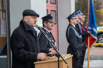 Otwarcie remizy w Unisławiu fot. Mikołaj Kuras dla UMWKP