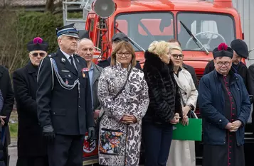 Otwarcie remizy w Unisławiu fot. Mikołaj Kuras dla UMWKP