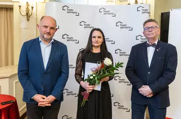 Wręczenie nagród z okazji Dnia Teatru, fot. Szymon Zdziebło/tarantoga.pl dla UMWKP