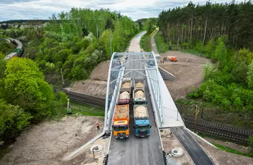 Próbne obciążenie wiaduktu w Terespolu Pomorskim, fot. Tomasz Czachorowski/eventphoto.com.pl dla UMWKP