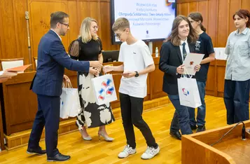  tap wojewódzki X edycji konkursu ,,Olimpiada Solidarności. Dwie dekady historii”. Fot. Andrzej Goiński/UMWKP tap wojewódzki X edycji konkursu ,,Olimpiada Solidarności. Dwie dekady historii”. Fot. Andrzej Goiński/UMWKP