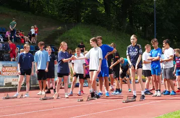 Międzyszkolne Zawody Lekkoatletyczne w Chełmnie. Memoriał Jana Kensika/ Fot. AW