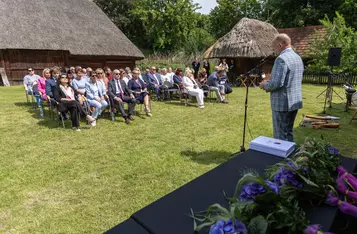 Nagrody dla muzealników. / Fot. Szymon Zdziebło tarantoga.pl dla UMWKP