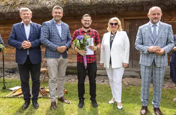 Nagrody dla muzealników. / Fot. Szymon Zdziebło tarantoga.pl dla UMWKP