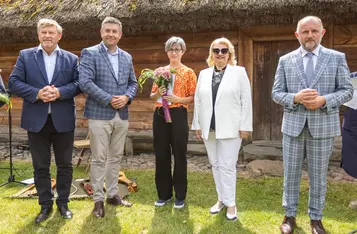 Nagrody dla muzealników. / Fot. Szymon Zdziebło tarantoga.pl dla UMWKP