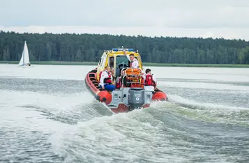 Otwarcie sezonu nad Zalewem Koronowskim/ Fot. Tomasz Czachorowski dla UMWKP