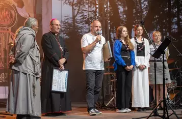 Przystanek JPII „Wiara, kultura, dobro”, fot. Mikołaj Kuras dla UMWKP