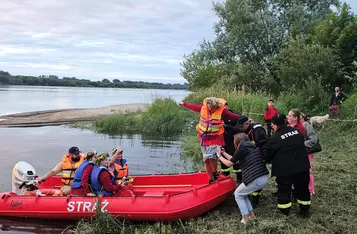 Noc Świętojańska nad Wisłą w Bieńkówce w gminie Chełmno/ Fot. Bartosz Kubacki