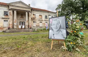 Piknik na rozpoczęcie wakacji w Nawrze, fot. Szymon Zdziebło, tarantoga.pl dla UMWKP