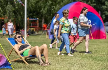 Piknik europejski w Łubiance, fot. Szymon Zdziebło, tarantoga.pl dla UMWKP