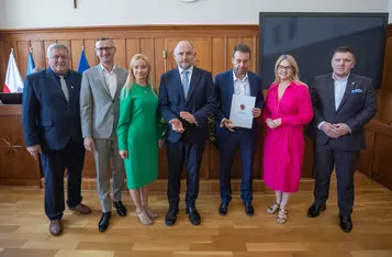 Ceremonia wręczenia umów, fot. Mikołaj Kuras dla UMWKP