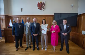 Ceremonia wręczenia umów, fot. Mikołaj Kuras dla UMWKP