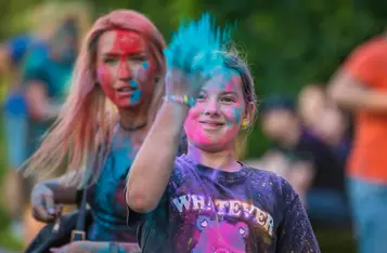 Kolor fest z proszkami holi w Chełmnie/ Fot. Pitrex