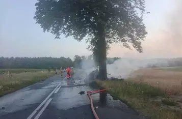 Tragiczny wypadek na drodze w Raciniewie pod Chełmnem/ Fot. OSP Unisław