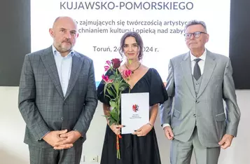 Wręczenie stypendiów artystycznych, fot. Szymon Zdziebło/tarantoga.pl dla UMWKP