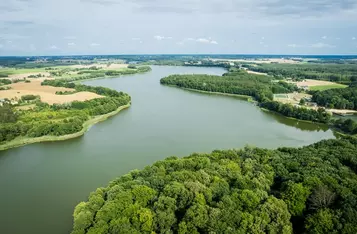 Jezioro Więcborskie, fot. Tomasz Czachorowski dla UMWKP