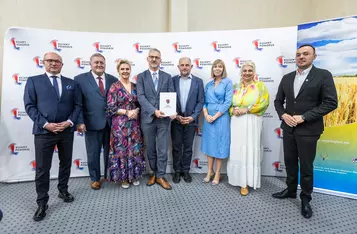 Ceremonia wręczenia umów FEdKP i PROW, fot. Szymon Zdziebło/tarantoga dla UMWKP