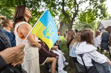 Spotkanie marszałka Piotra Całbeckiego z młodymi Ukraińcami, fot. Szymon Zdziebło/tarantoga.pl dla UMWKP