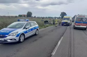 Wypadek na drodze wojewódzkiej pod Chełmnem/ Fot. KP PSP Chełmno