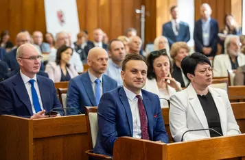 Ceremonia wręczenia umów FEdKP 2021-2027, fot. Andrzej Goiński/UMWKP