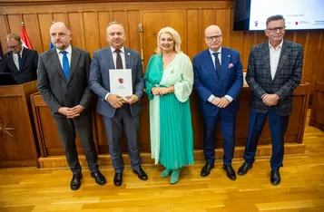 Ceremonia wręczenia umów FEdKP 2021-2027, fot. Andrzej Goiński/UMWKP