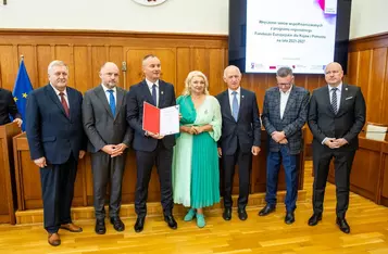 Ceremonia wręczenia umów FEdKP 2021-2027, fot. Andrzej Goiński/UMWKP